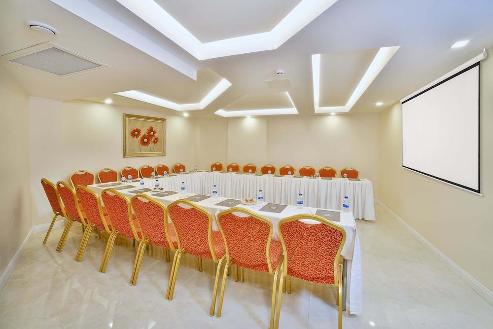 Marinem Hotel Provincia di Istanbul Esterno foto